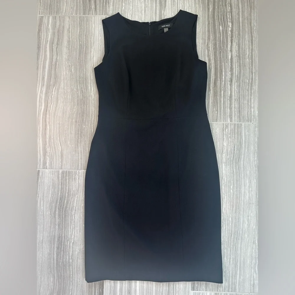 Nine West Little Black Shift Dress Size 8 | Sleeveless Sheath Work Business EUC - Picture 3 of 7